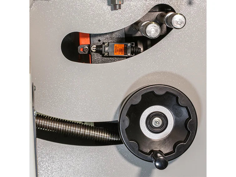 ESQUADREJADEIRA DE PRECISÃO NEW BRAVA 7. 5CV TRIFÁSICO 21868 RAZI