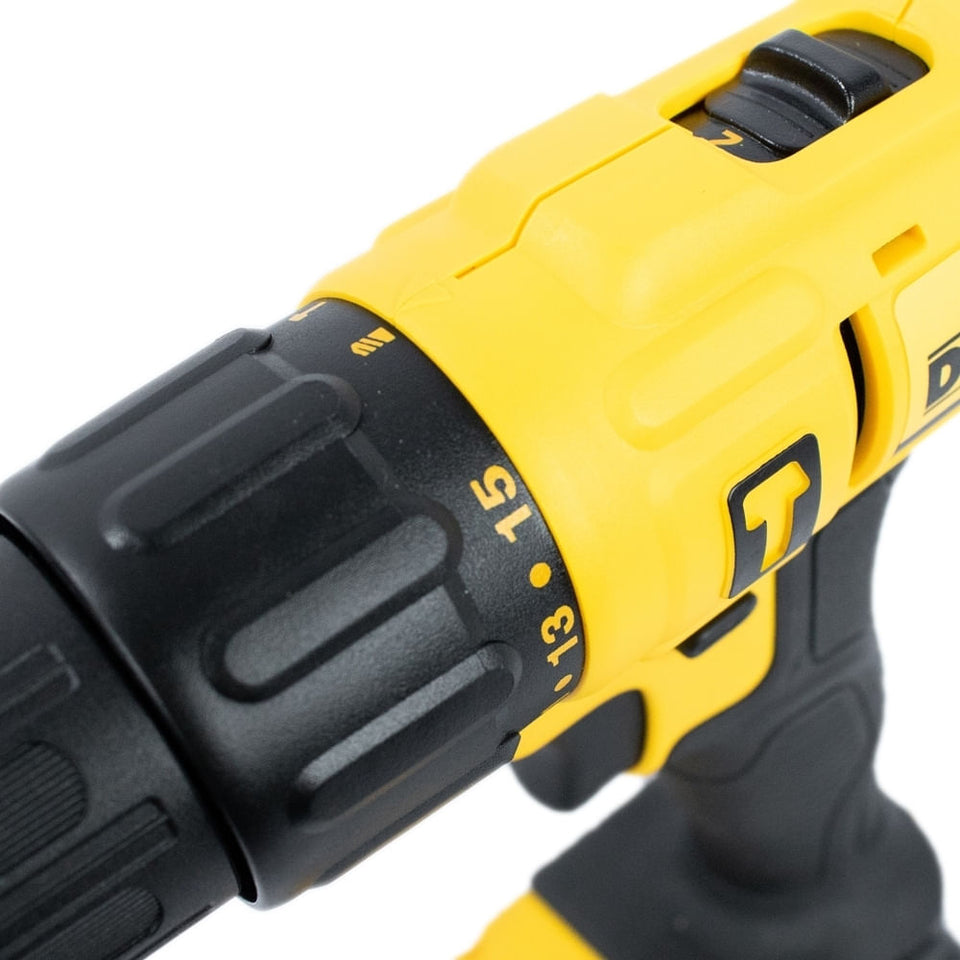PARAFUSADEIRA/FURADEIRA DE IMPACTO 1/2'' 20V MAX ÍON DE LÍTIO DCD776LC1-BR DEWALT