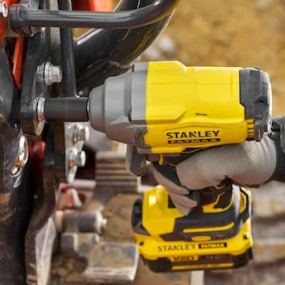 CHAVE DE IMPACTO 12" 20V SBW920-B2 SEM BATATERIA E CARREGADOR STANLEY