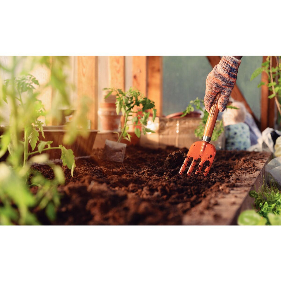 GARFO METÁLICO 4 DENTES COM CABO DE MADEIRA 77915001 TRAMONTINA