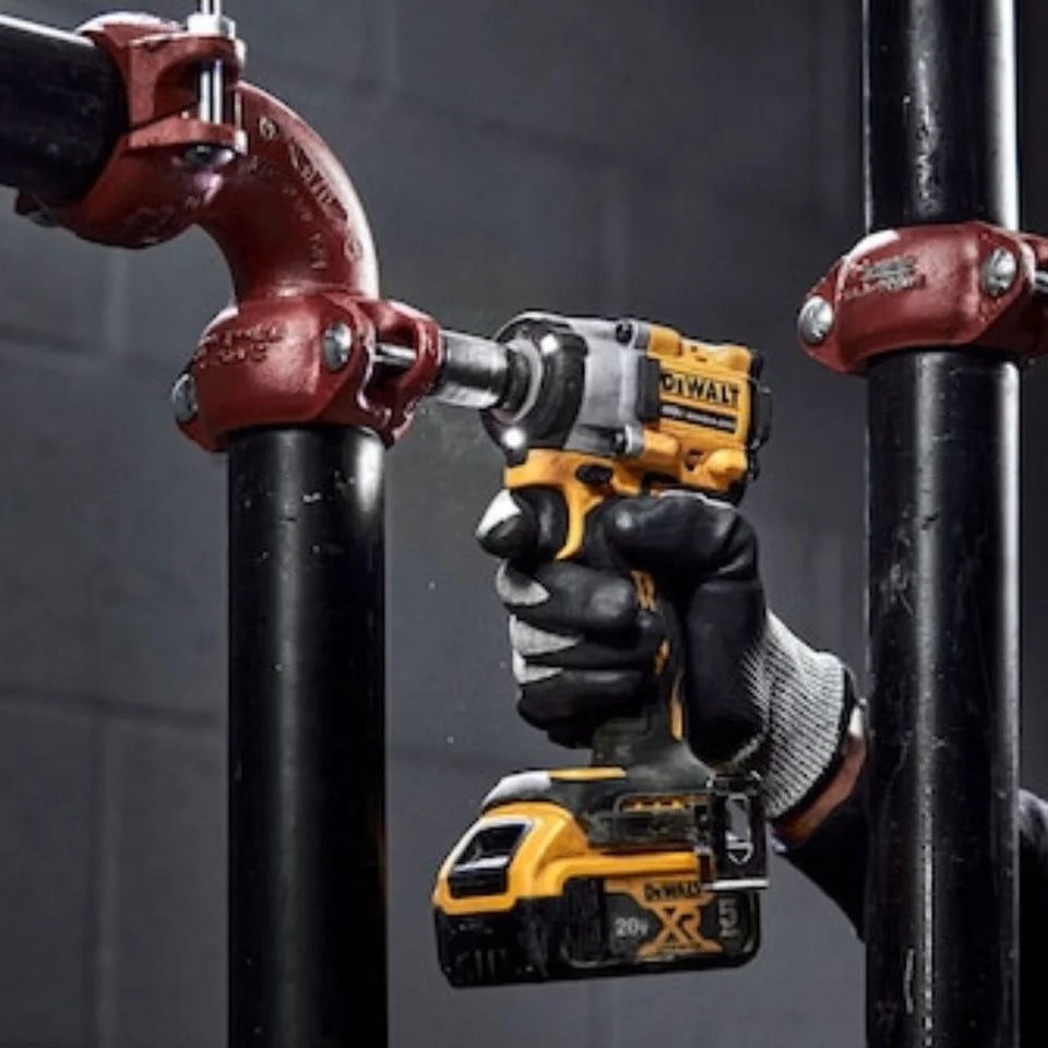 CHAVE DE IMPACTO 20V MAX 13MM 406NM ATOMIC DCF922B-B3 SEM BATERIA DEWALT