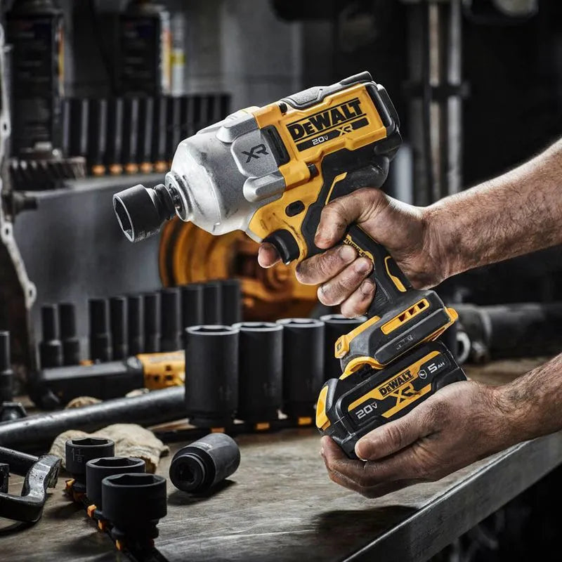 CHAVE DE IMPACTO 20V DCF961B SEM BATERIA DEWALT