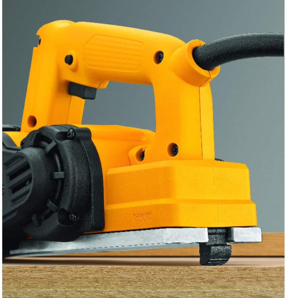 PLAINA ELÉTRICA 1MM D26676-B2 550W 220V DEWALT