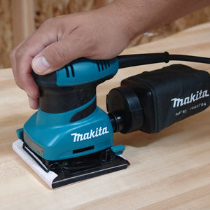 LIXADEIRA ORBITAL BO4556 200W 220V MAKITA
