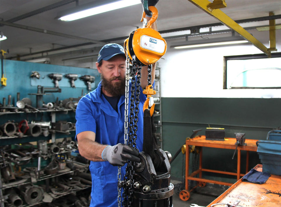 TALHA DE CORRENTE PARA 1000 KG COM 3MT 71000599 CSM