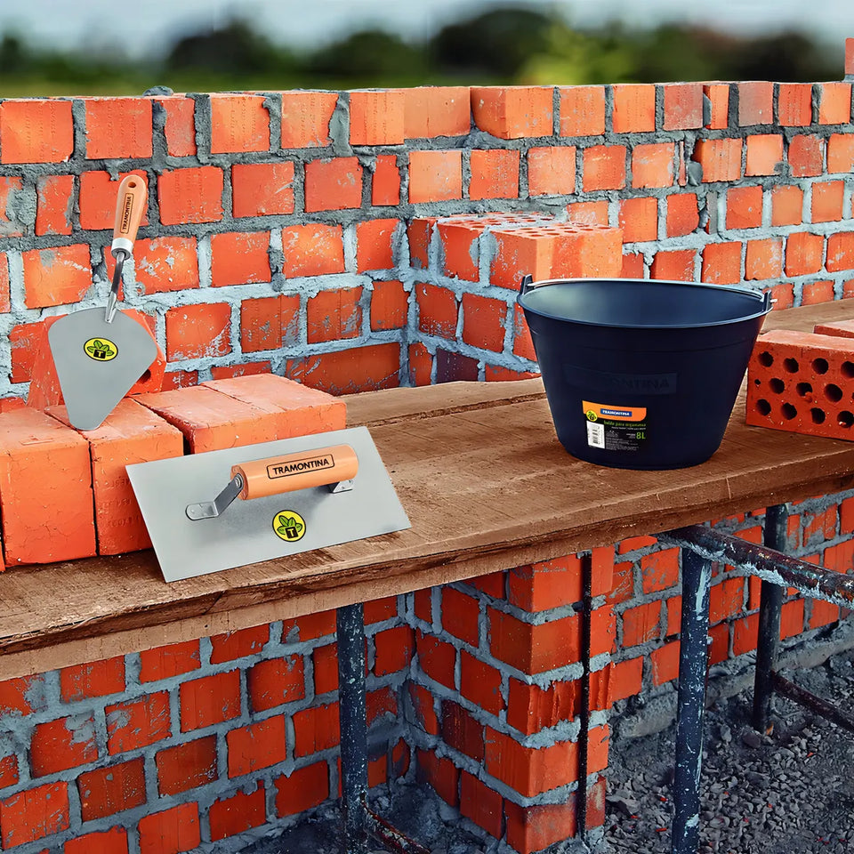 DESEMPENADEIRA METÁLICA LISA 12X27,2CM TRAMONTINA 77371115