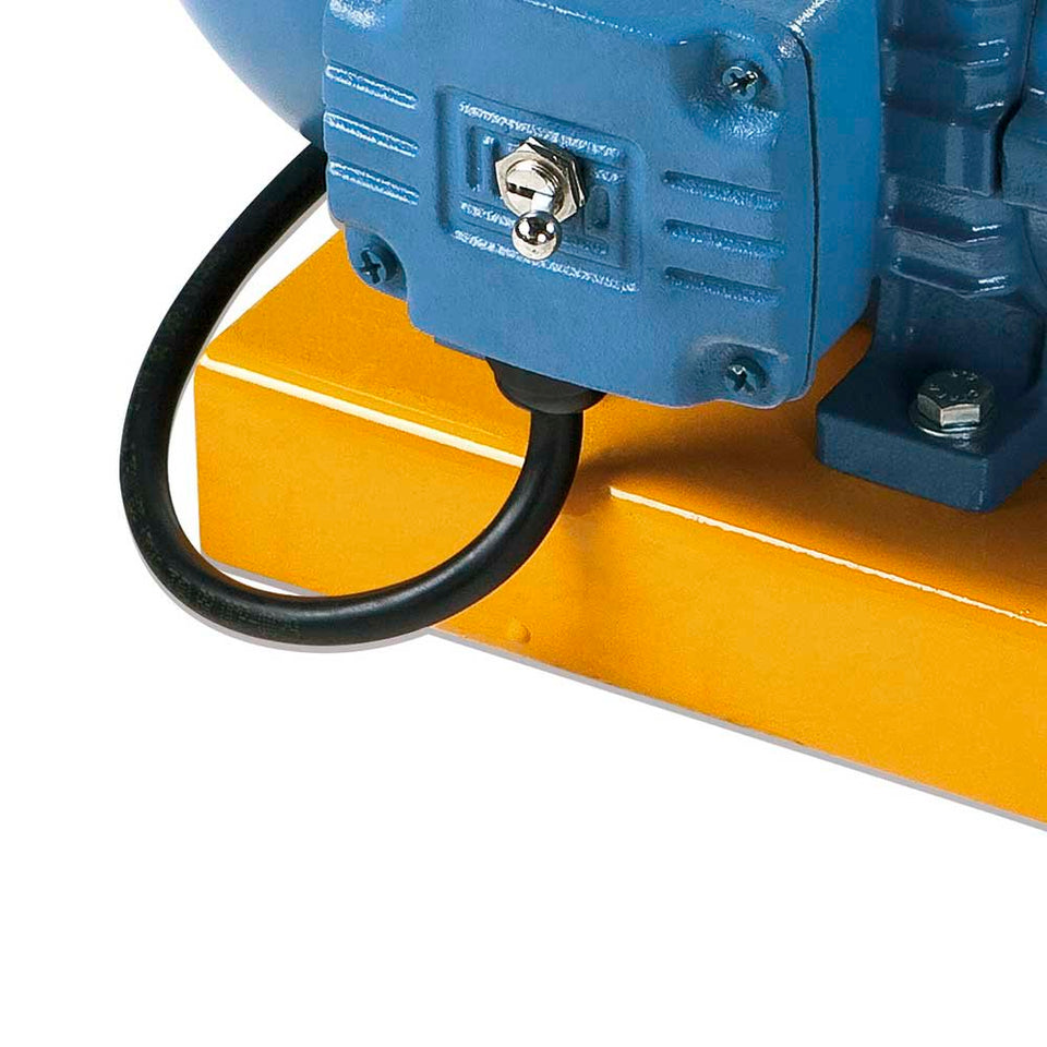 MOTOR DE ACIONAMENTO BLINDADO 2CV TRIFÁSICO 220/380V COM BASE FIXA PARA VIBRADOR DE IMERSÃO 4.01.32.007 CSM