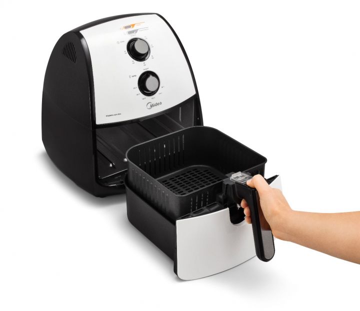 FRITADEIRA ELÉTRICA AIRFRYER SEM ÓLEO FRA42 PRETO E BRANCO 4LT  220V MIDEA
