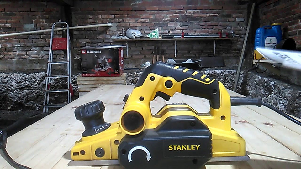 PLAINA ELÉTRICA 82MM STPP7502-B2 750W 220V STANLEY