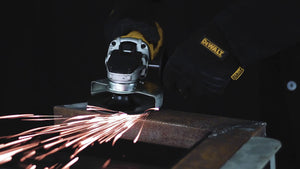 ESMERILHADEIRA ANGULAR DE 4.1/2” DWE4120B2B 900W 220V DEWALT