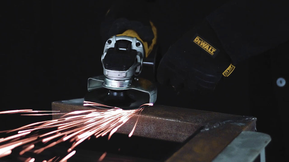 ESMERILHADEIRA ANGULAR DE 4.1/2” DWE4120B2B 900W 220V DEWALT