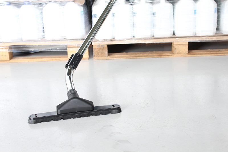 ASPIRADOR DE SÓLIDOS E LÍQUIDOSSUPER CLEAN AA160 PROFISSIONAL 1.200W 60LT IPC