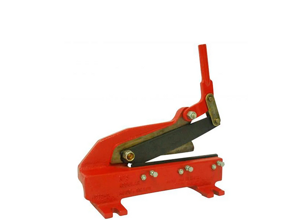 TESOURA GUILHOTINA PARA CORTAR CHAPA Nº3 2540.3 MOTOMIL