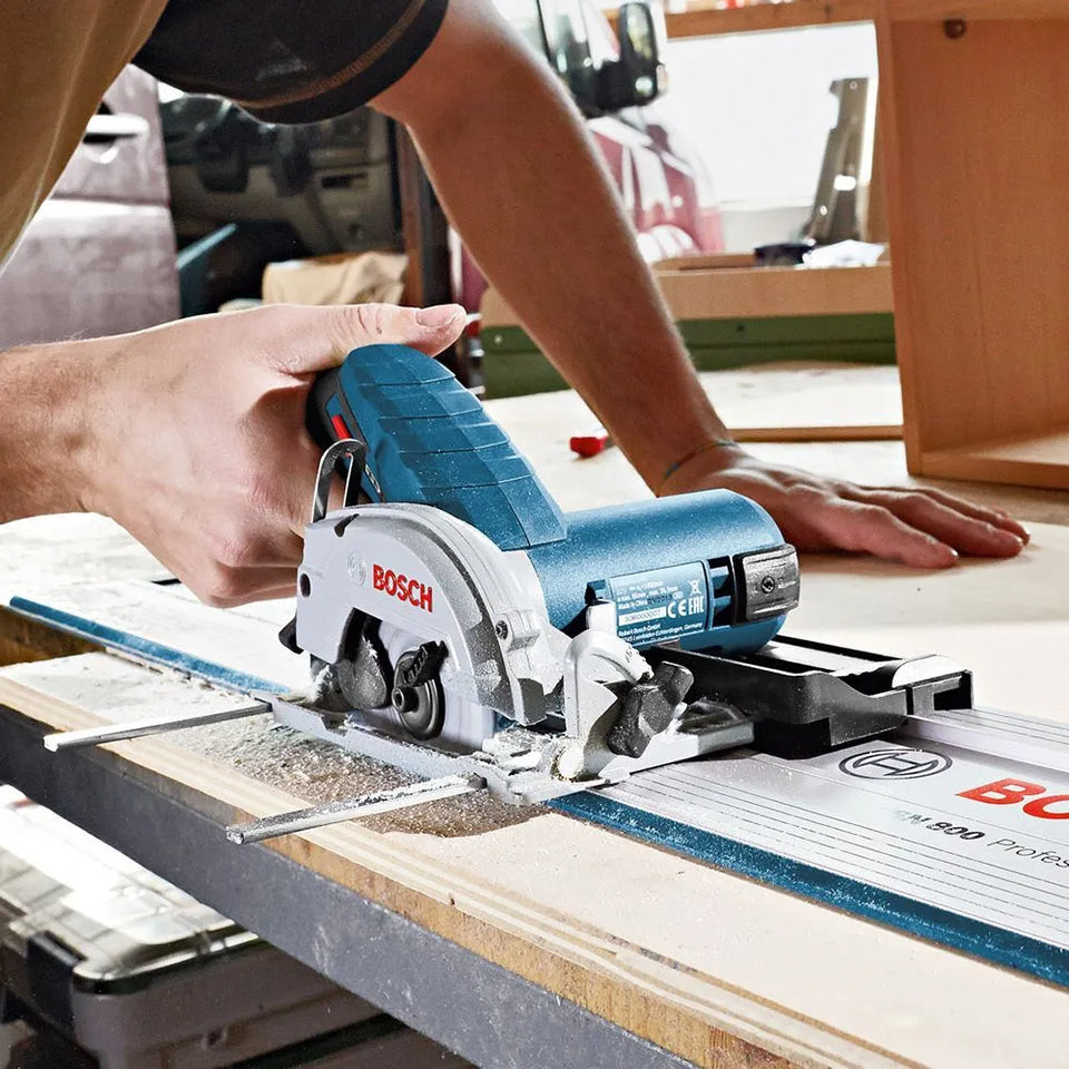 SERRA CIRCULAR BATERIA 12V GKS12V-26 06016A1001 SEM BATERIA SEM CARREGADOR BOSCH