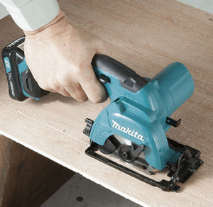 SERRA CIRCULAR À BATERIA 12V HS301DSAE 2 BATERIAS MAKITA