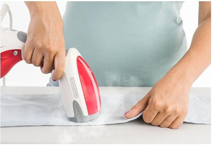VAPORIZADOR PORTÁTIL DE ROUPAS BDV2000V 1.200W 220V BLACK & DECKER