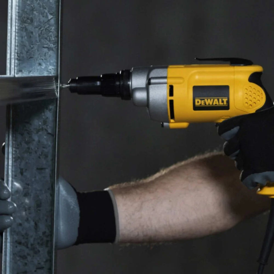 PARAFUSADEIRA ALTO TORQUE DW268 PARA DRYWALL 550W 220V DEWALT
