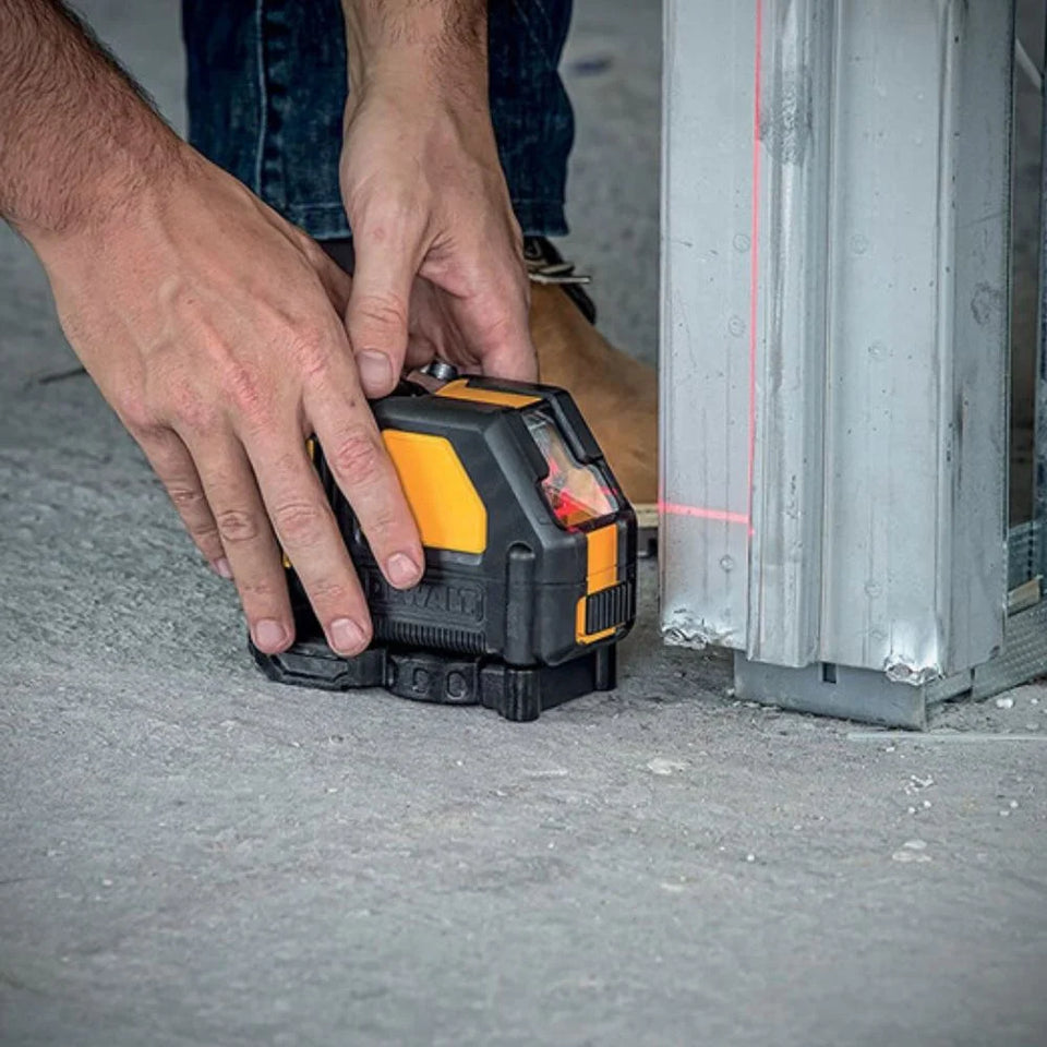 NIVEL A LASER VERMELHO 12V DCE088NR-XJ SEM BATERIA DEWALT