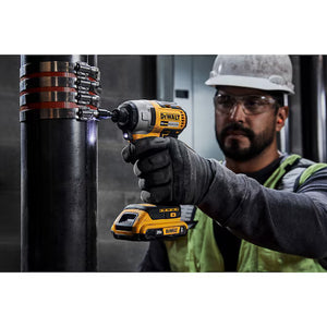PARAFUSADEIRA DE IMPACTO 1/4" 20V DCF7871B SEM BATERIA DEWALT