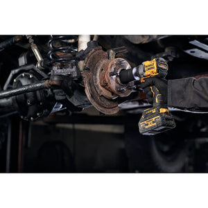 CHAVE DE IMPACTO 20V MAX DCF922D2-BR COM 2 BATERIAS DEWALT