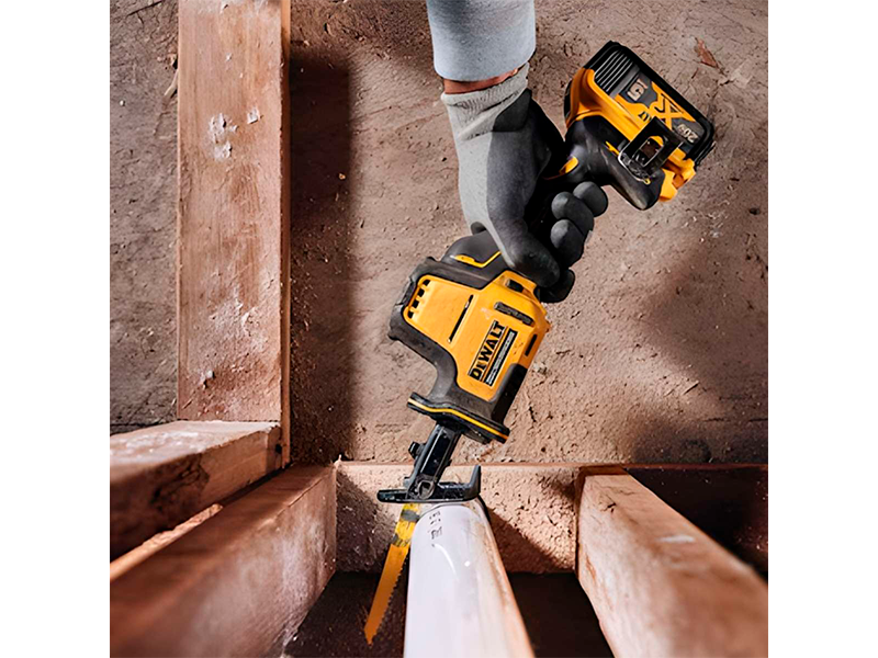 SERRA SABRE COMPACA 20V MAX DCS369B SEM BATERIA DEWALT