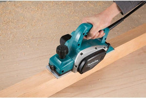 PLAINA ELÉTRICA 82MM M1100G 750W 220V MAKITA