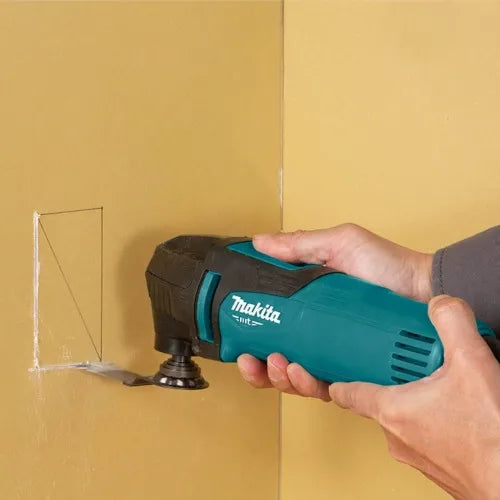 MULTIFERRAMENTA OCILANTE M9800BKX2 COM ACESSÓRIOS 220V MAKITA