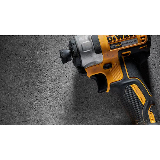 PARAFUSADEIRA DE IMPACTO 1/4" 20V DCF7871B SEM BATERIA DEWALT