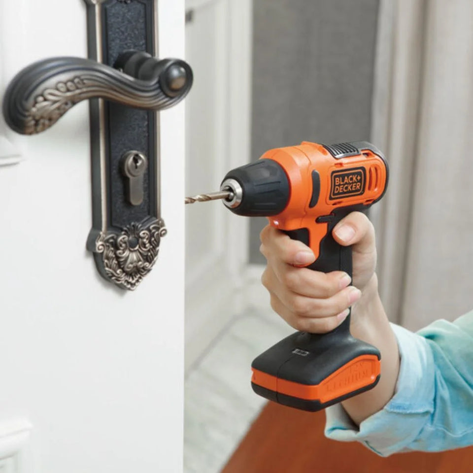 PARAFUSADEIRA/FURADEIRA 12V COM 13 ACESSÓRIOS LD12S-BR BLACK&DECKER