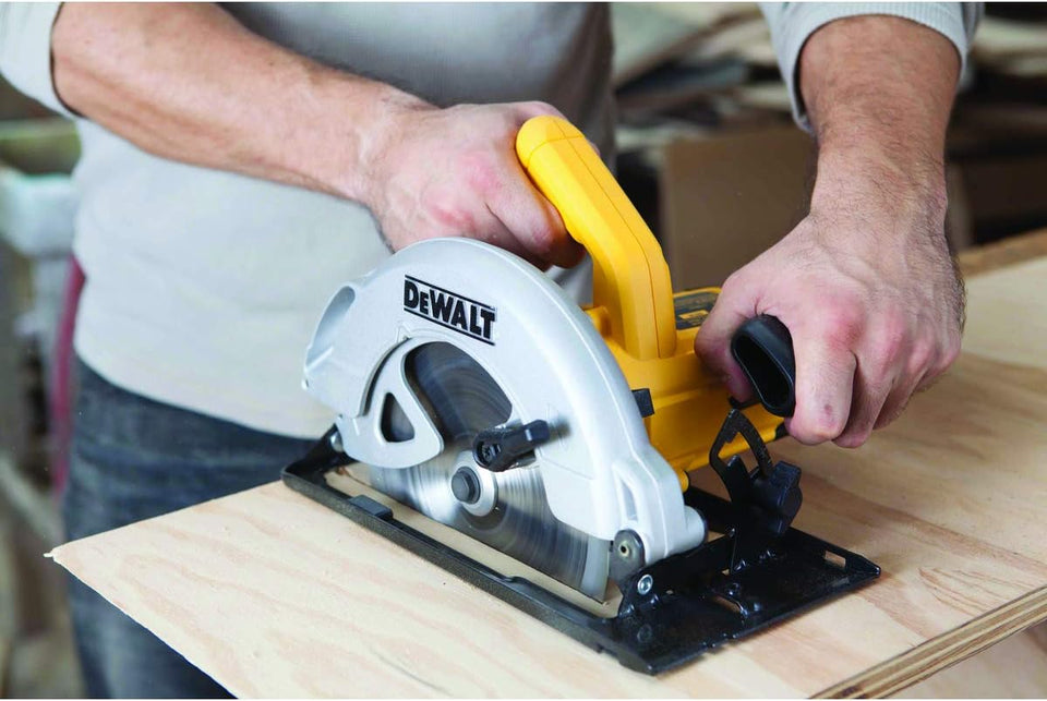 SERRA CIRCULAR 7 1/4" 184MM DWE560 1.400W 220V DEWALT