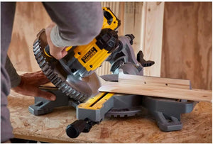 SERRA DE ESQUADRIA 7.1/4" 20V MAX SCM701-B2 STANLEY