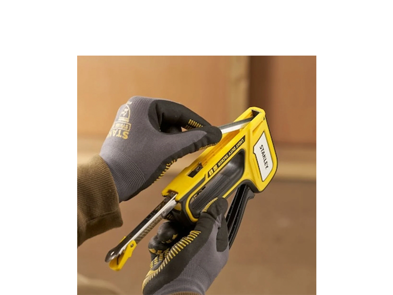 GRAMPEADOR E PINADOR LD CORPO DE PLÁSTICO STHT70440 STANLEY