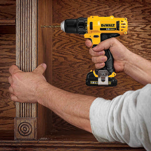 PARAFUSADEIRA/FURADEIRA 3/8" 12V MÁX ION-LÍTIO DCD710D2-BR DEWALT