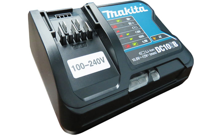 CARREGADOR RÁPIDO DE BATERIAS 12V BIVOLT DC10SB MAKITA