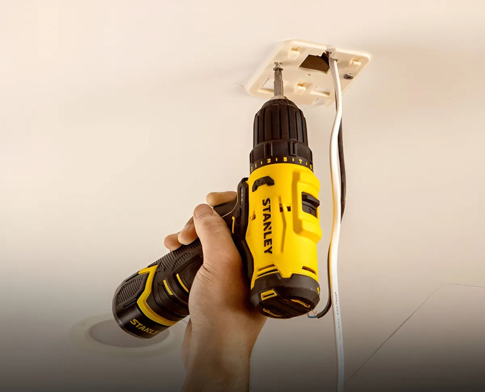 KIT PARAF/FURAD.3/8 12V 2BAT SCD10D2K-BR STANLEY