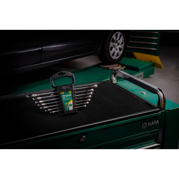 JOGO DE CHAVES COMBINADAS 8MM A 18MM COM CATRACA COM 7 PEÇAS ST08043U SATA