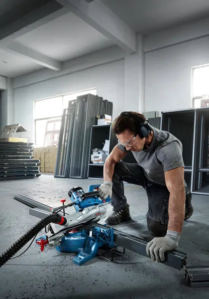 SERRA MEIA ESQUADRIA 10" GCM254 0601B520E0 1.750W 220V BOSCH