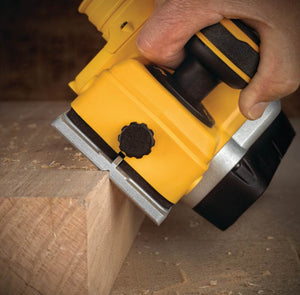 PLAINA 20V MAX XR LI-ION DCP580B SEM BATERIA E SEM CARREGADOR DEWALT