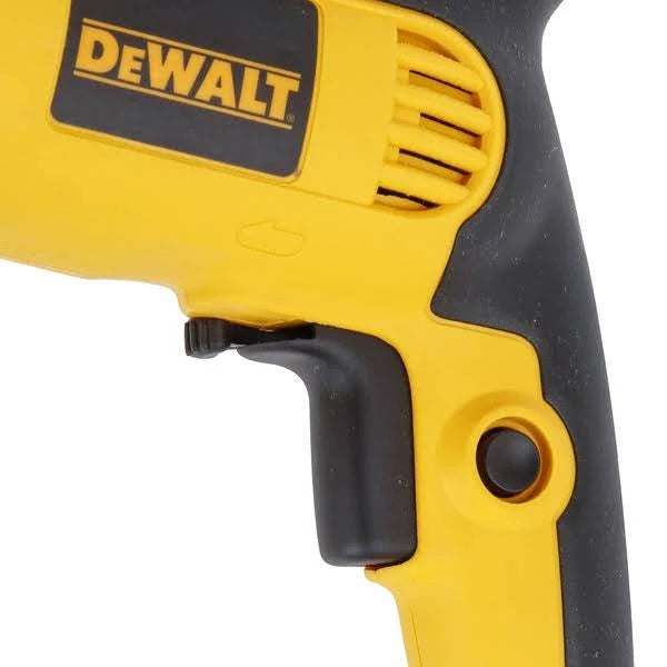 FURADEIRA DE IMPACTO 1/2" VELOCIDADE VARIÁVEL E REVERSÍVEL DW508S 800W 220V DEWALT